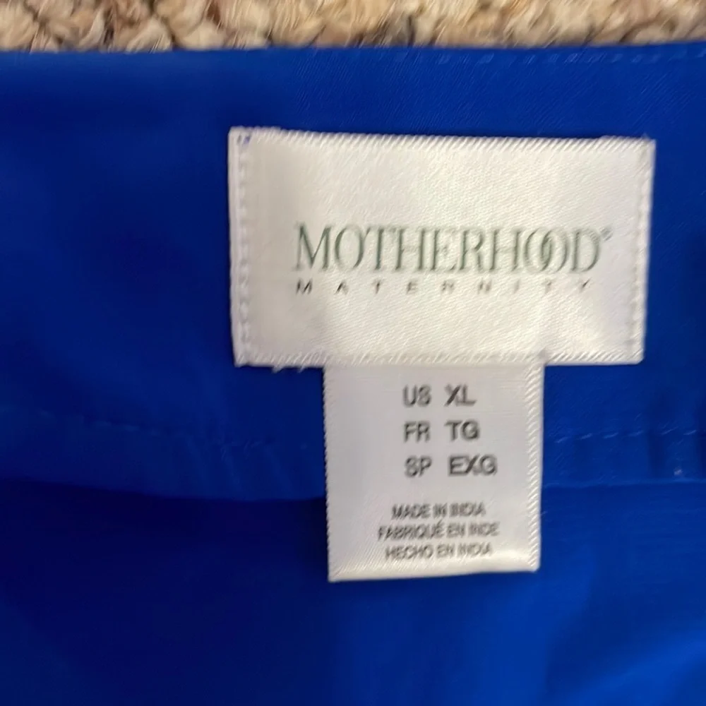 Motherhood Maternity sleeveless v-neck dress with back tie - Picture 7 of 8